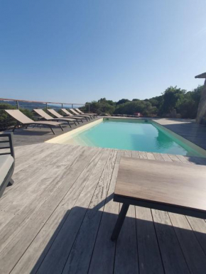 Casa Albitru, piscine, vue mer et montagne